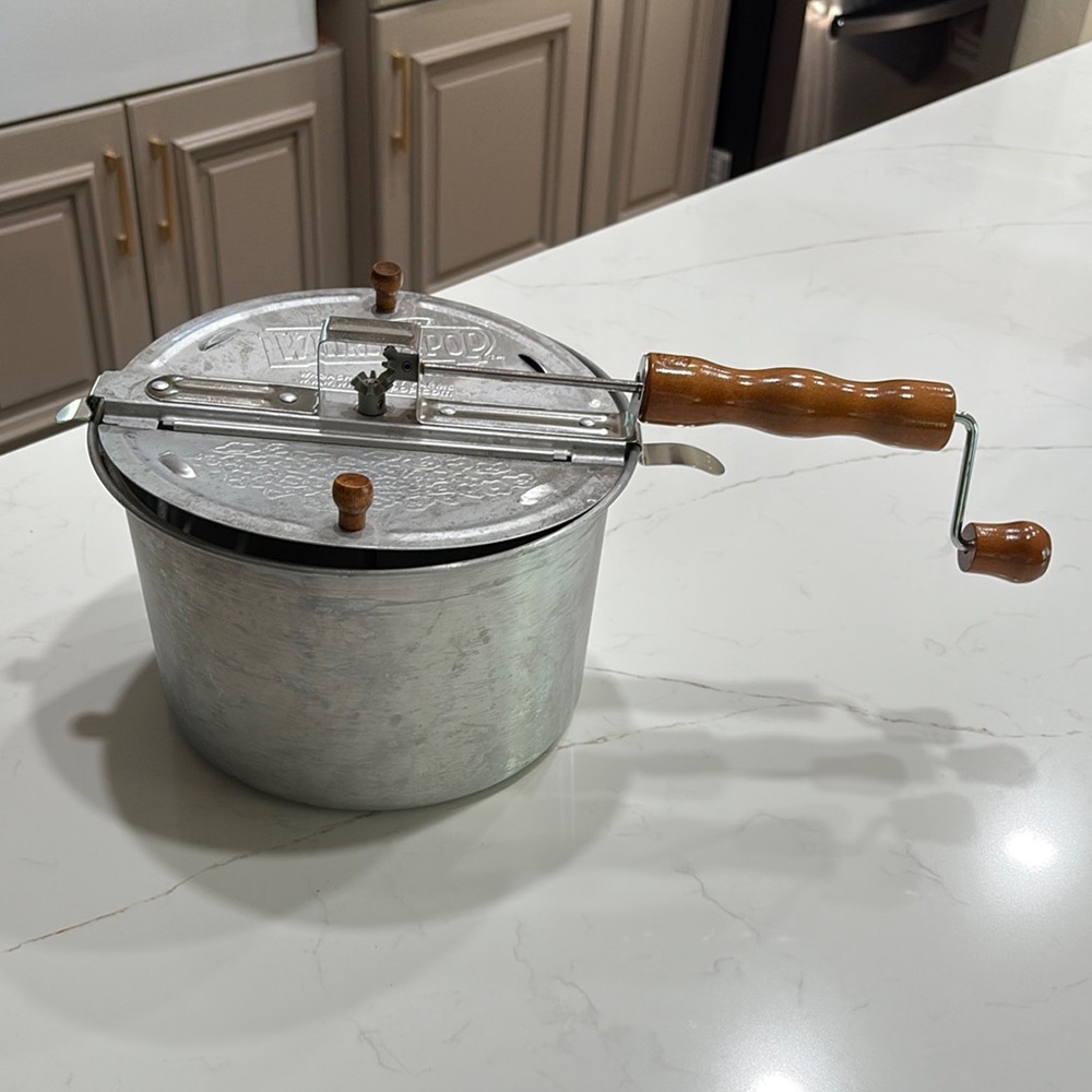 Stainless Steel Hand-Crank Popcorn Maker with Wooden Handle